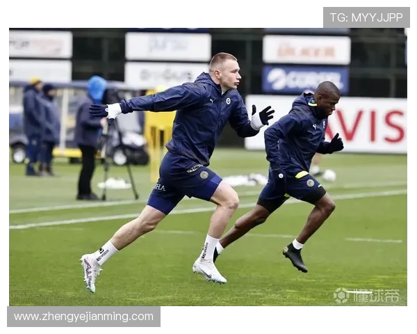 特拉布宗体育在新赛季展现强劲实力迎战劲敌全力争胜