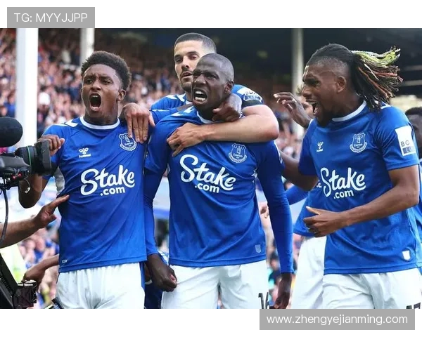 莱斯特城与埃弗顿对决前瞻分析双方状态与战术布置探讨