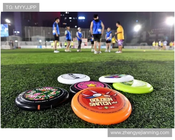 重庆飞盘队在极限运动世界杯积分榜中以65分稳居第一名引发热议