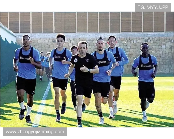 铁路工厂与图库曼的精彩对决揭示了足球的魅力与团队精神