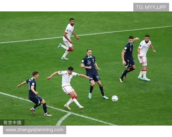 上海足球队在世界杯积分榜上以79分稳居第一名展现强大实力