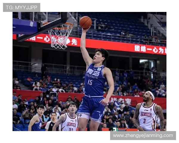 广州篮球队在邀请赛中的强劲表现与战术分析